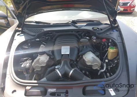 2016 Porsche Panamera 4 из США, поврежденный, VIN WP0AA2A76GL006032